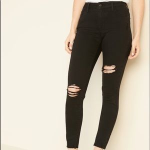 Old Navy Rockstar Mid rise distressed jeans